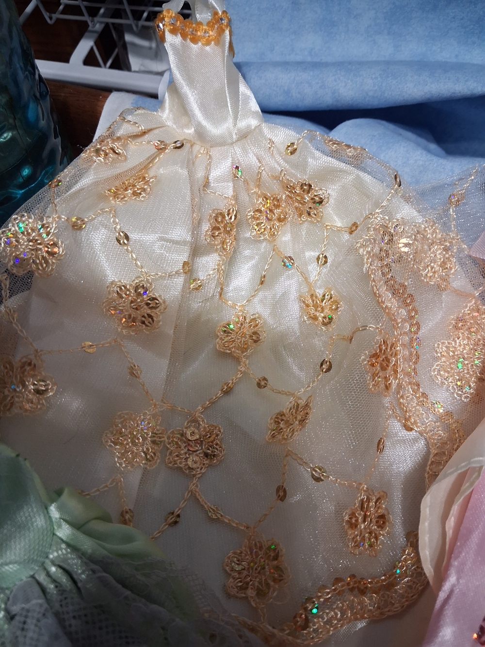 Assorted Barbie Doll Dresses - Yellow Gold & Red Lace - Picture 6 of 7